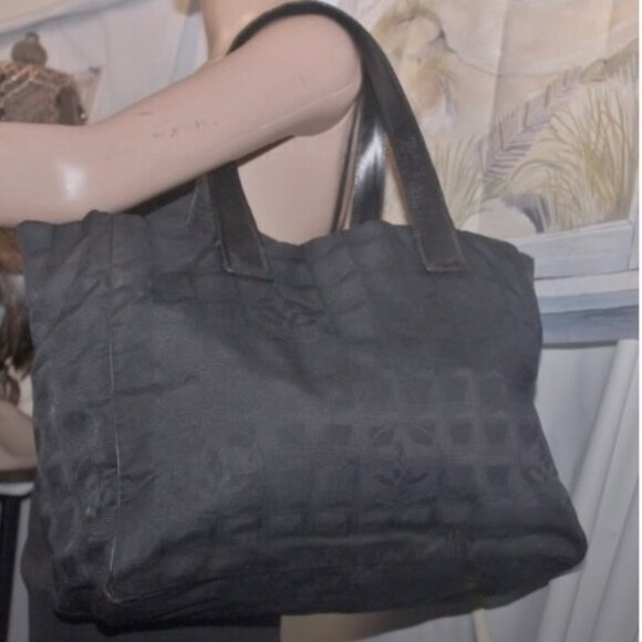 Authentic Chanel Italy Jacquard Leather Travel Line Tote Bag Purse Bag w freebie - Picture 2 of 16